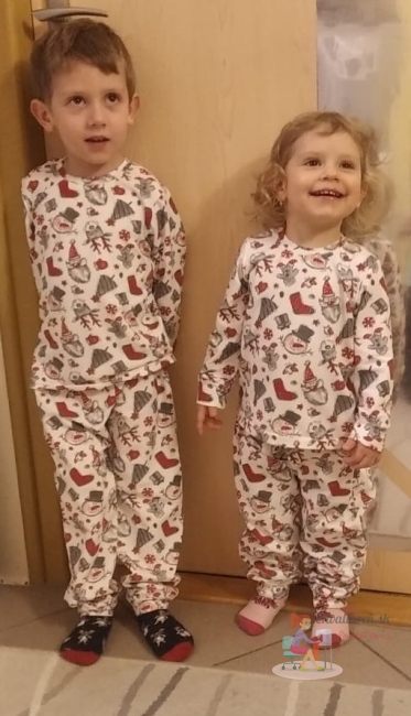 výrobek Vánoční pyžamka pro dětičky